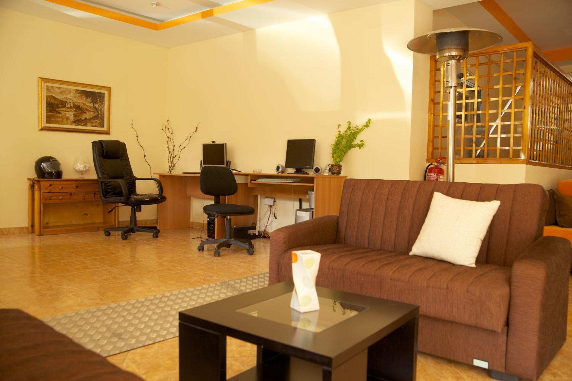 Hotel Drosia Messini Luaran gambar