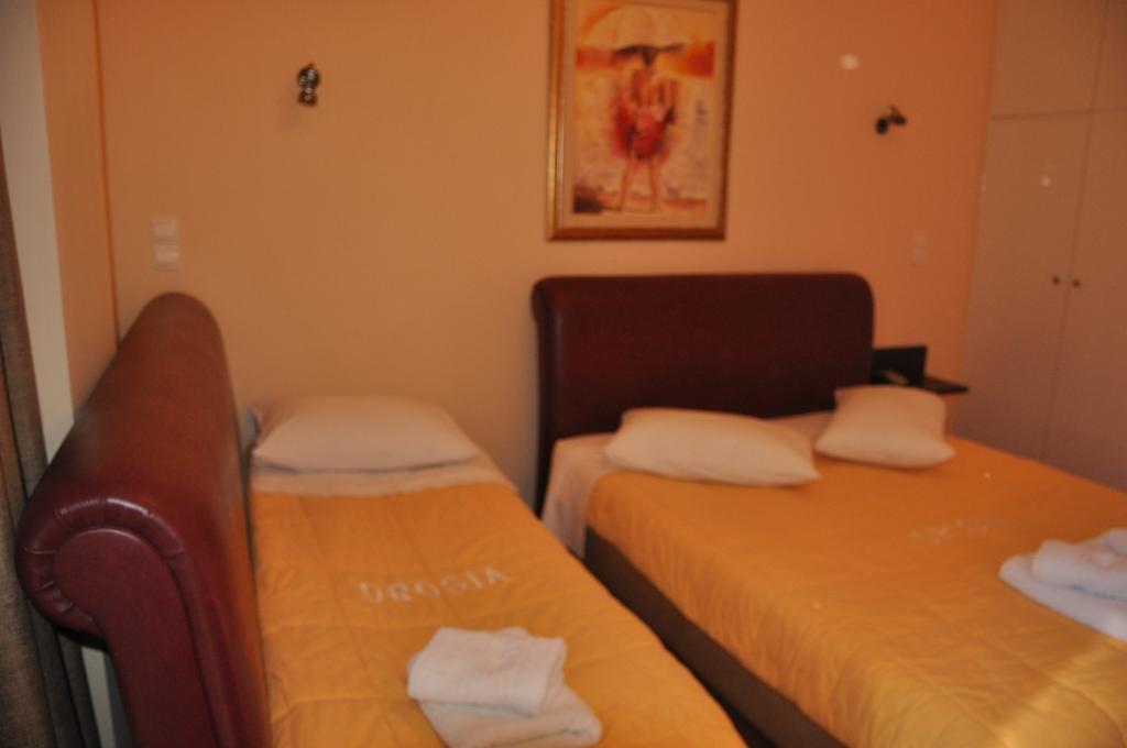 Hotel Drosia Messini Luaran gambar